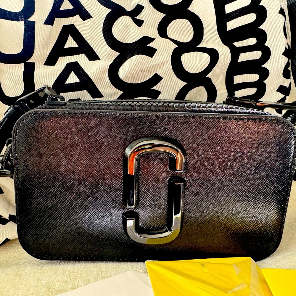 Marc Jacobs Snapshot DTM